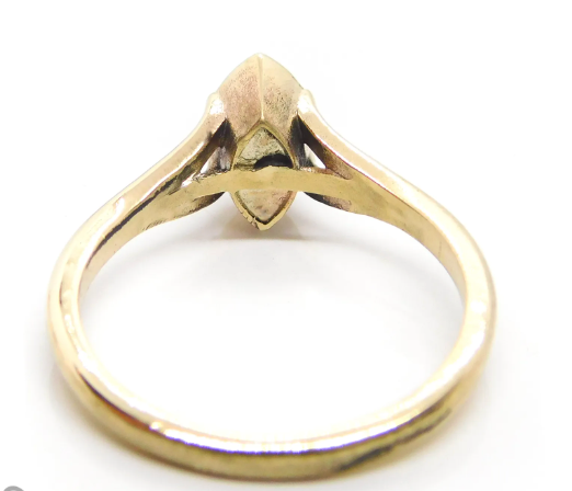 Solid Gold 'Hannah' Ring